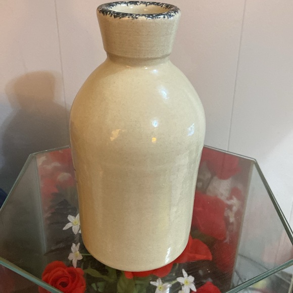 VINTAGE CASEY POTTERY BUD VASE - Picture 2 of 5